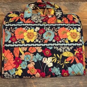 Vera Bradley Quilted Hanging Make Up Toiletry Organizer Floral Snail Bag‎